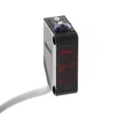 Fotoelektrik sensör dikdörten ggövde kırmızı LED retroreflektörlü şeffaf nesne 2 m PNP Işık-AÇIK/Karanlık-AÇIK 2 m kablo - 1